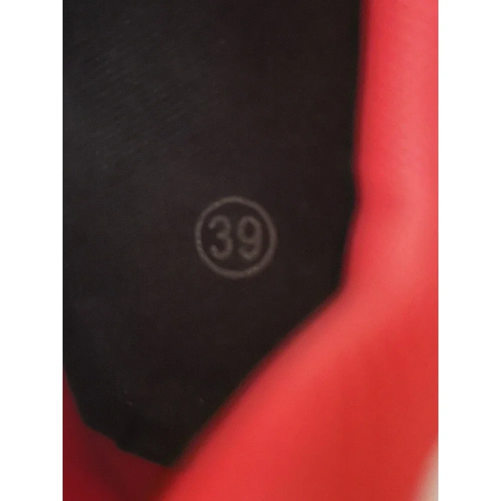 Sport Cycling Shoes Hook & Eye Closure Gray & Red Brand New  Sz 39 6.5‎ Men's